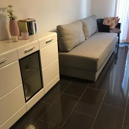 Apartment House Paradiso