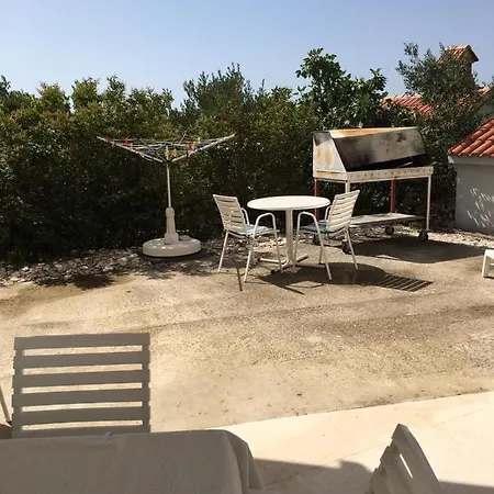 House Paradiso