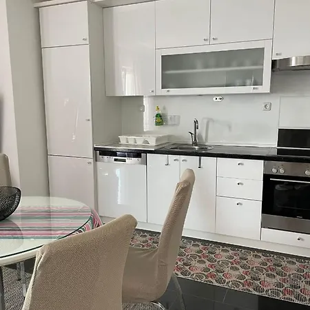 Apartment House Paradiso *