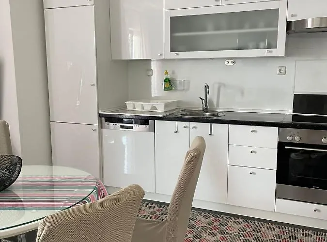 Apartment House Paradiso *