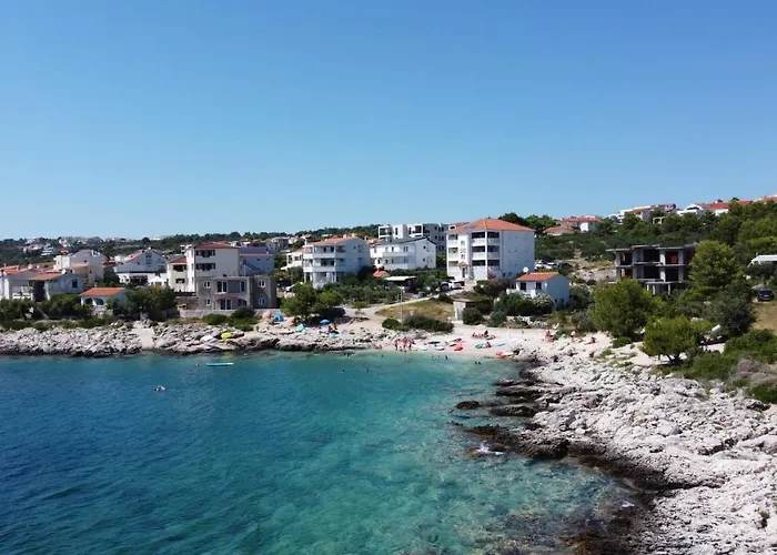 Apartment House Paradiso *