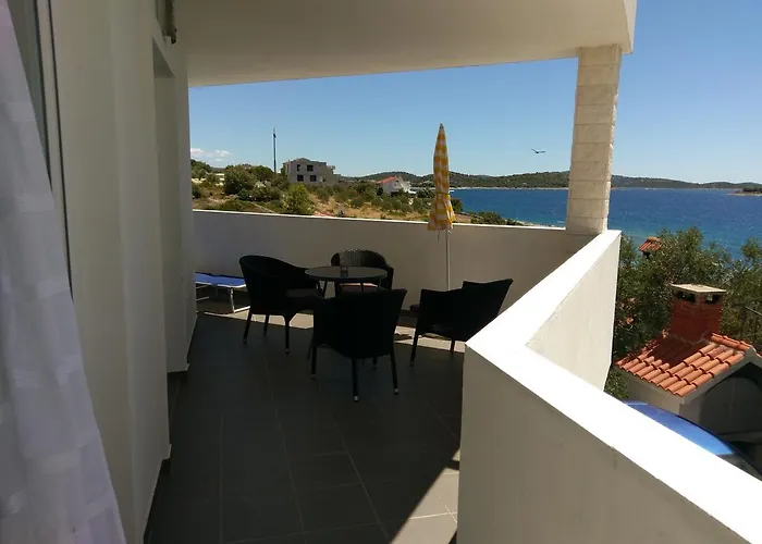 Apartament House Paradiso